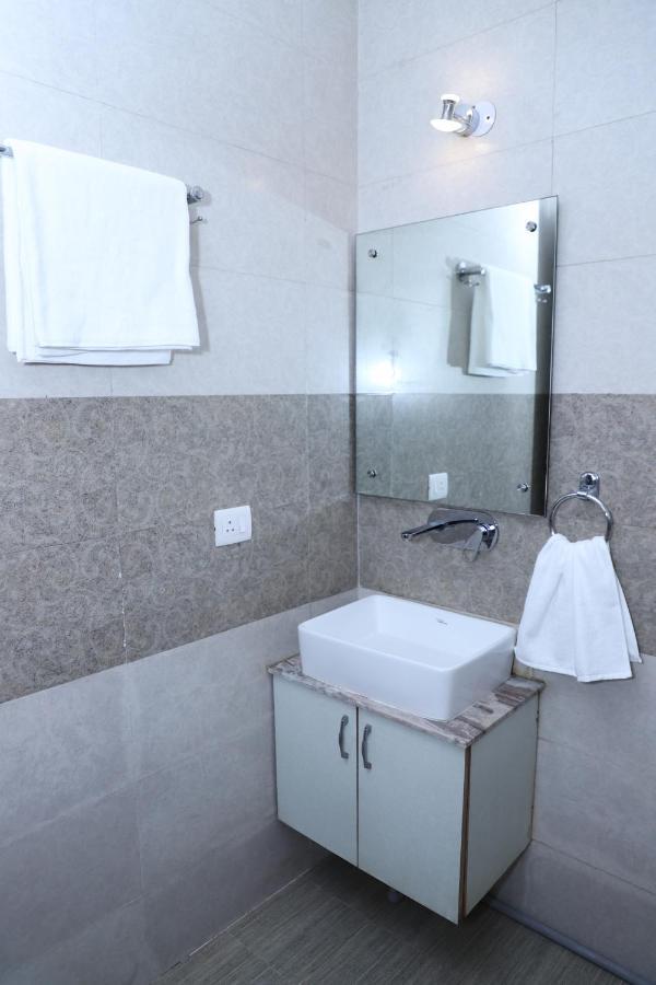غورغاون Nirvana Rooms المظهر الخارجي الصورة