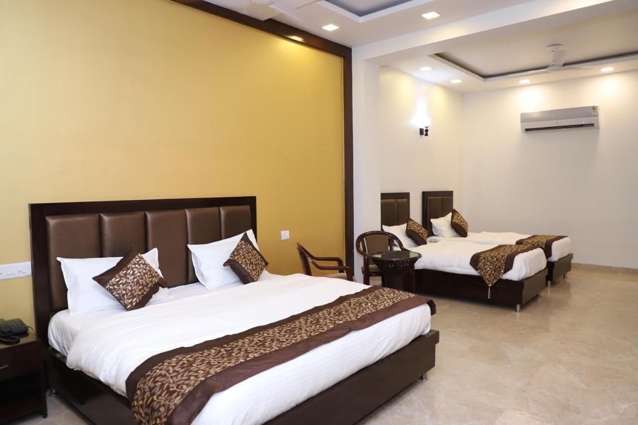 غورغاون Nirvana Rooms المظهر الخارجي الصورة